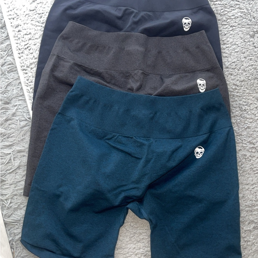 GymReapers -Women's Seamless Infinity Shorts - Black, Gray, and Blue